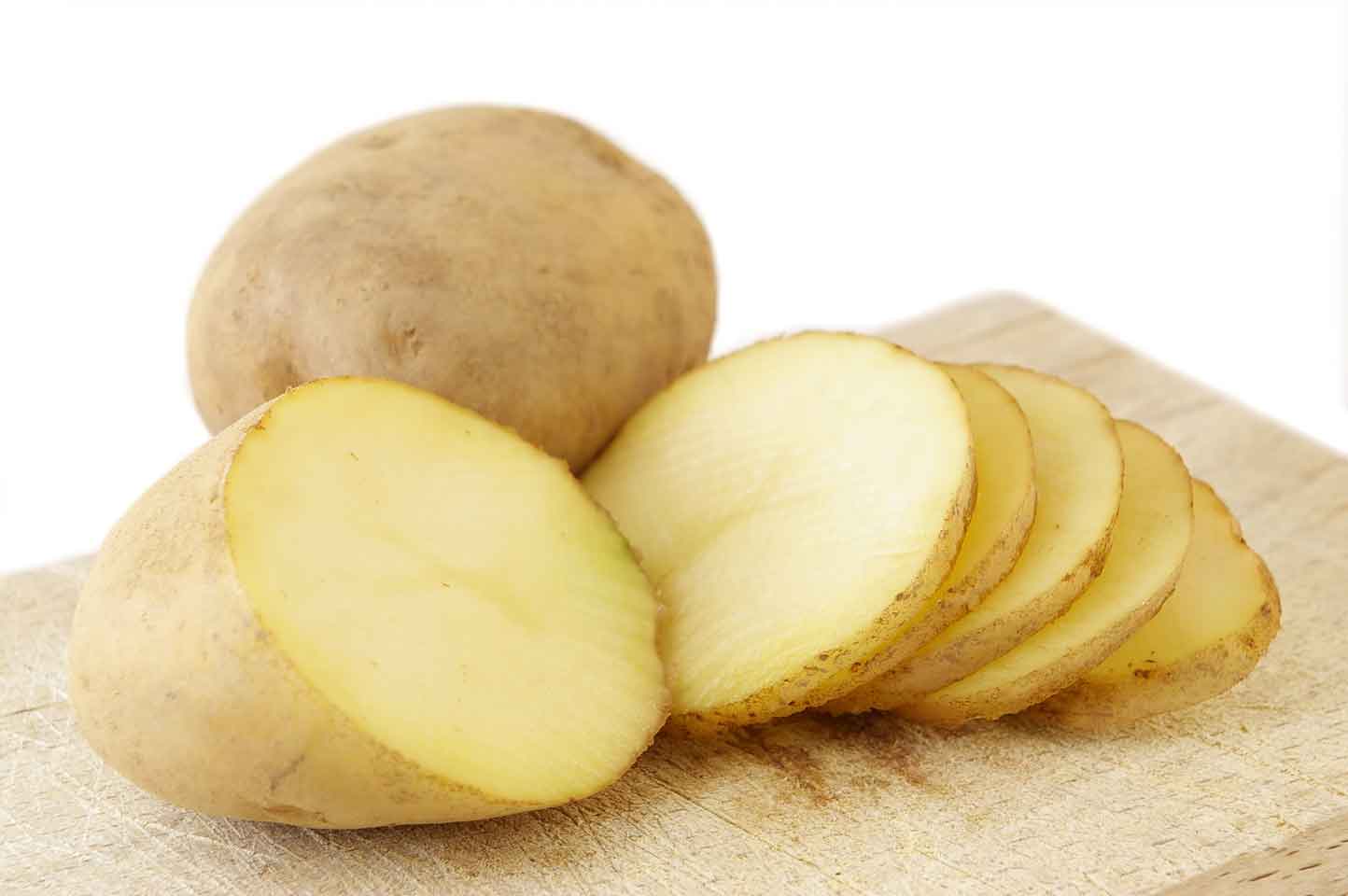 Cách hồi phục làn da sau khi cháy nắng với khoai tây