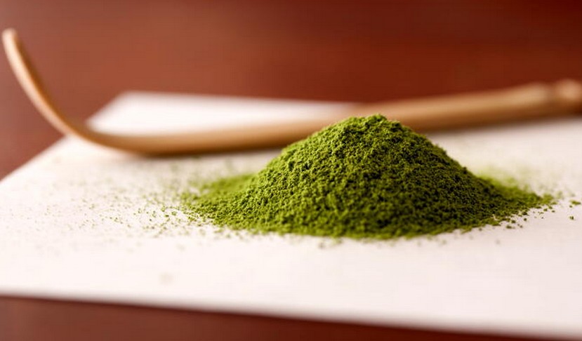Cách trị nám da bằng  rau ngót
