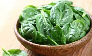 Cách trị mụn bọc với rau mồng tơi